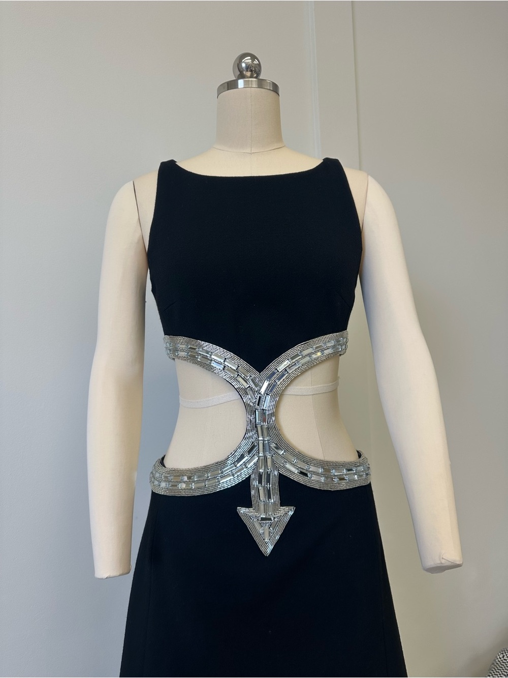 CHLOE
Textured Wool Crepe Gown - Picture 7 of 13